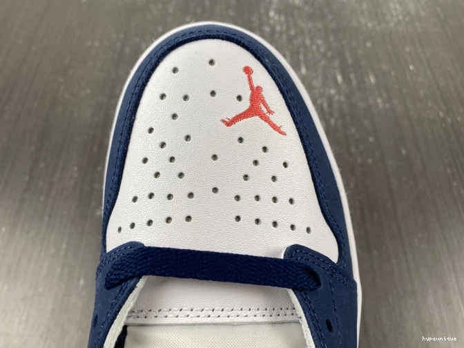HYPE Midnight 1 Jordan Low SB Navy CJ7891-400 0805